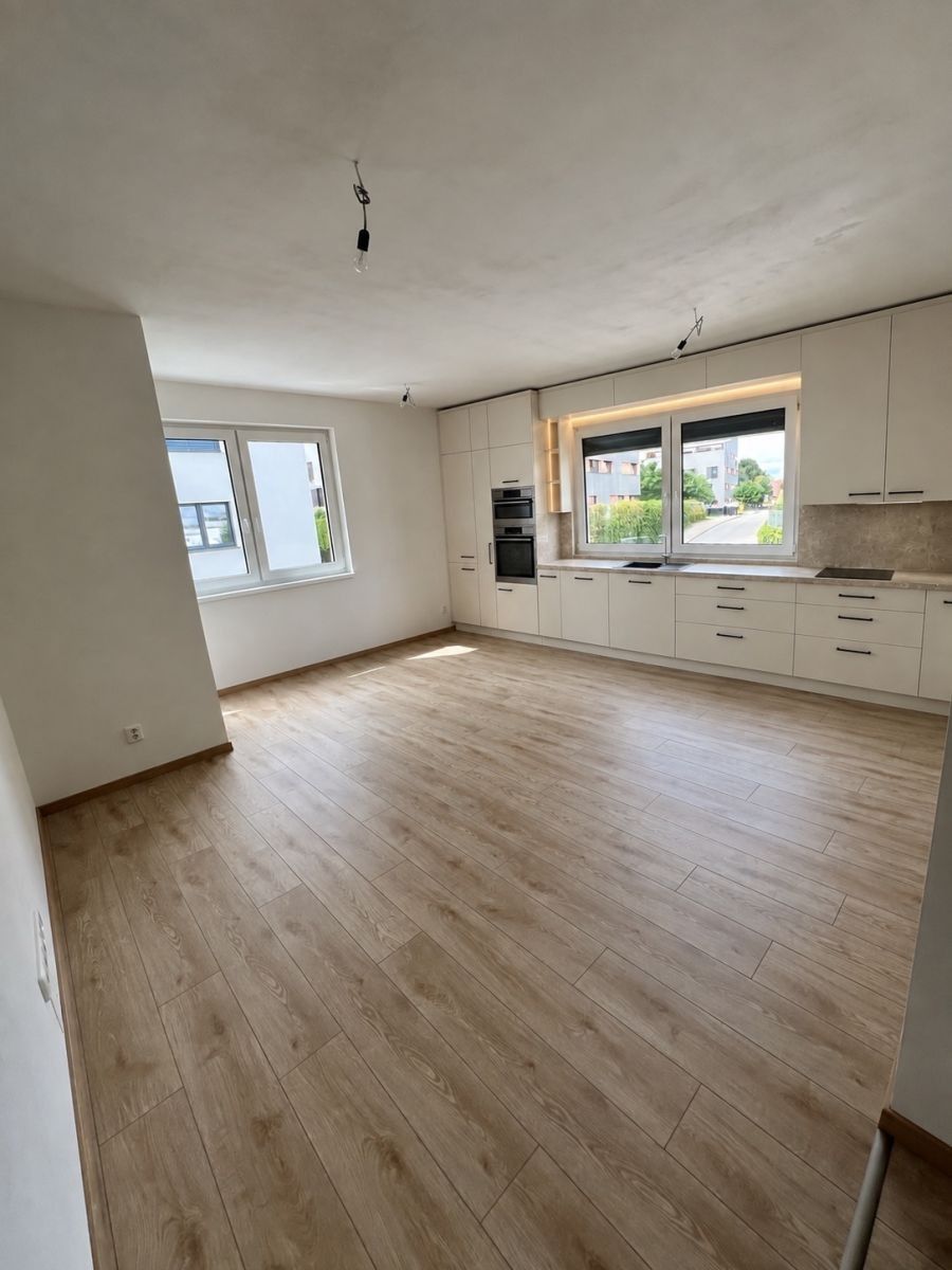 2+kk, Stromovka, Havlíčkův Brod - Havlíčkův Brod, Kraj Vysočina, 56 m²