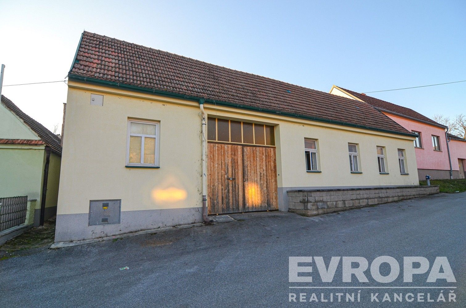 Rodinné domy, Celnice-středisko služeb, Břeclav - Poštorná, 120 m² - 1