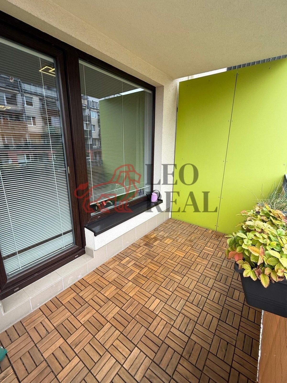 Pronájem byt 2+kk - Zakšínská, Praha, 47 m² - 5