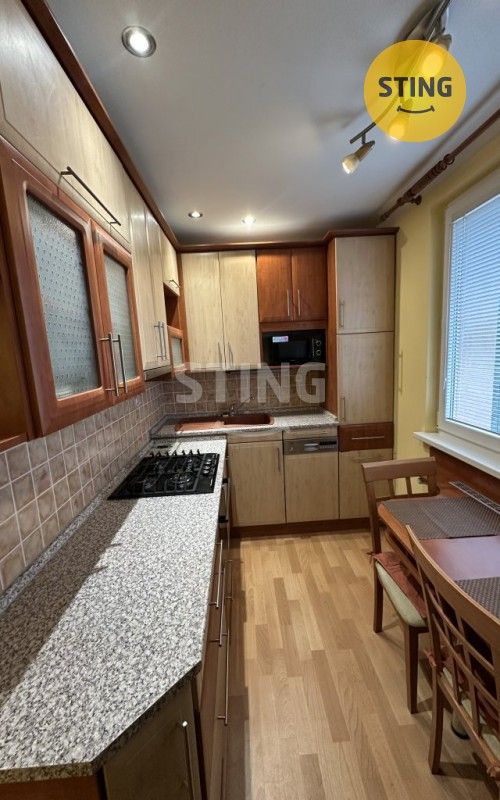 3+1, 1. máje, Rožnov pod Radhoštěm, 60 m²