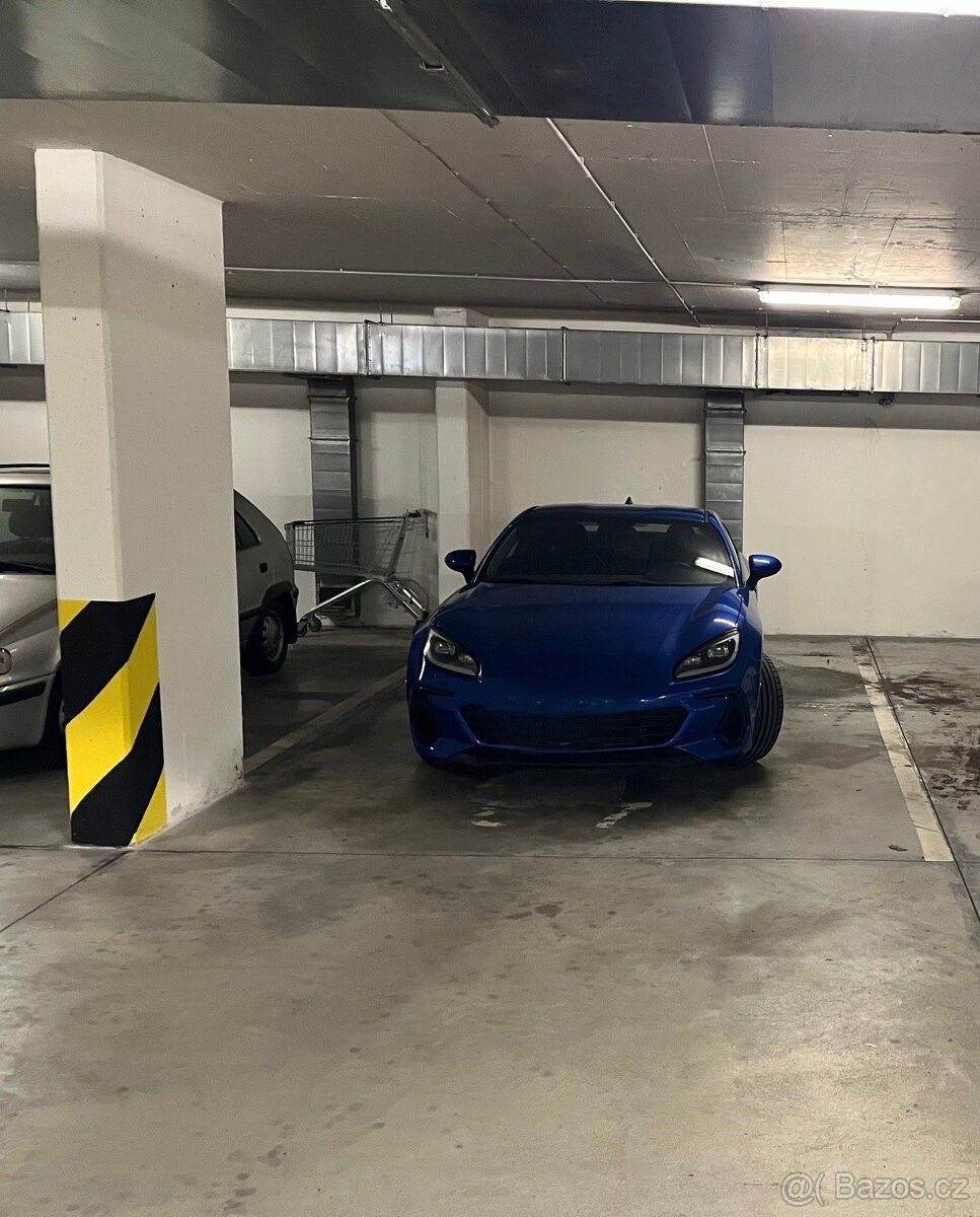 Pronájem garáž - Praha, 102 00