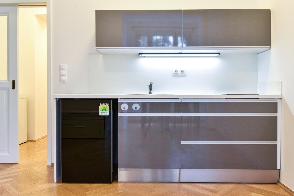 1+kk, Korunovační, Praha, 35 m²