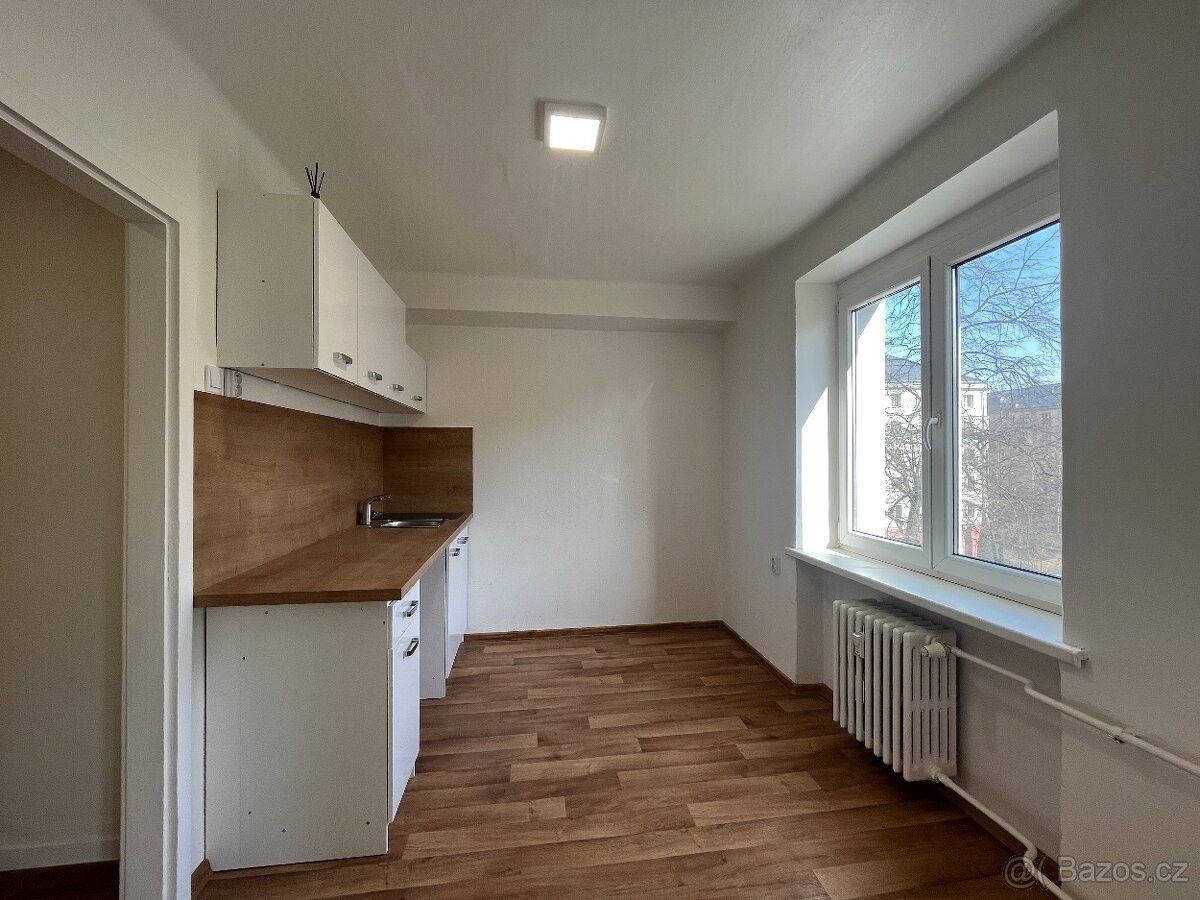 Byty, Ostrava, 700 30