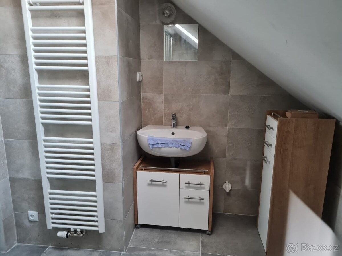 Pronájem byt - České Velenice, 378 10