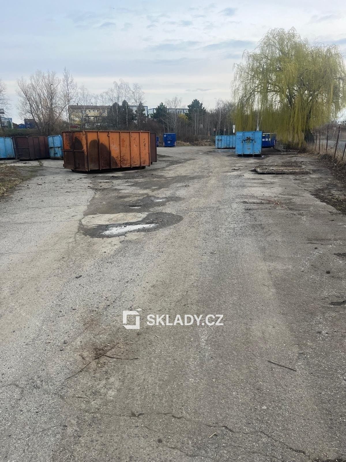 Pronájem komerční pozemek - Hostivař, Praha