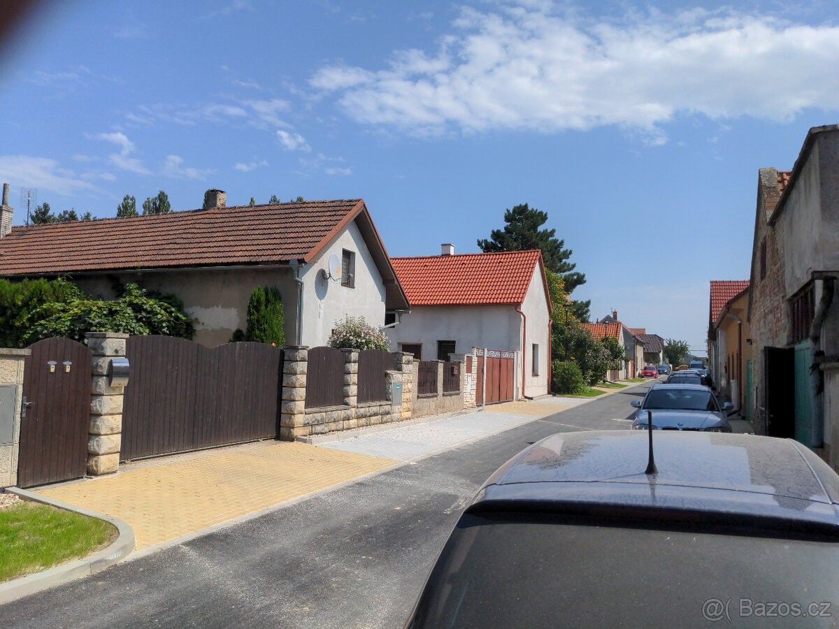 Prodej pozemek pro bydlení - Byšice, 277 32