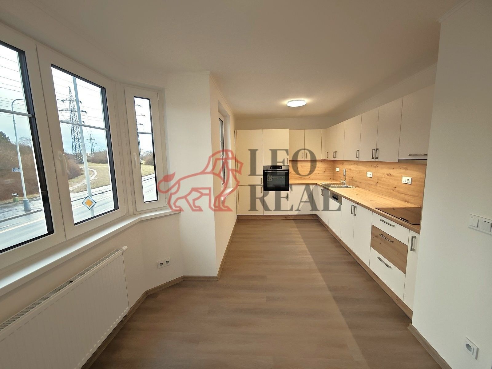 3+1, Hornomlýnská, Praha, 94 m²