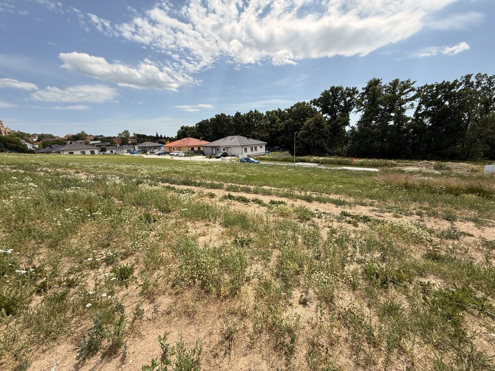 Prodej pozemek pro bydlení - Hosín, 988 m²