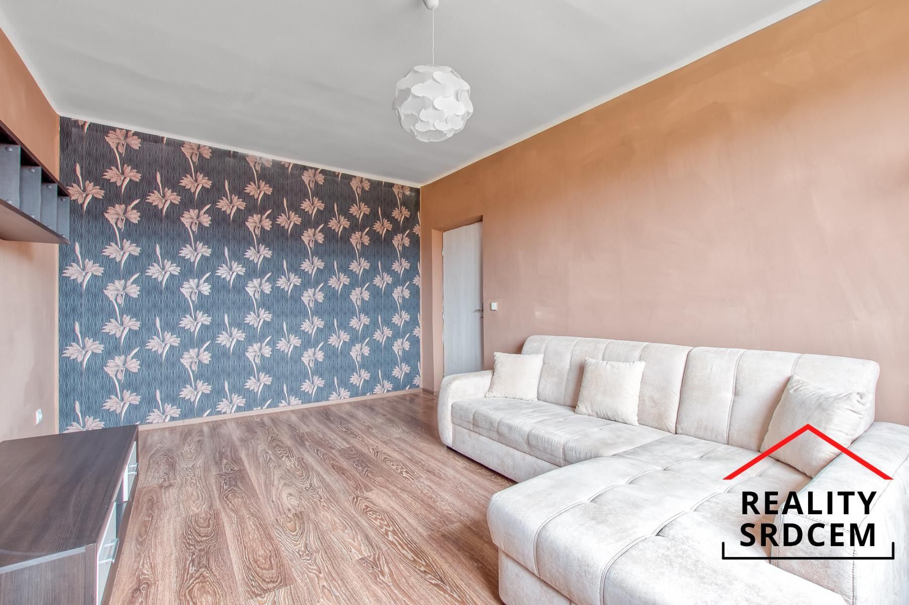 Byt 2+1 · 54 m² · tř. Těreškovové  , Karviná - 3