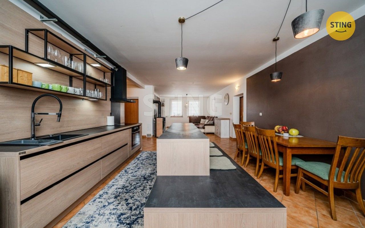 Rodinné domy, Pražmo, 197 m²