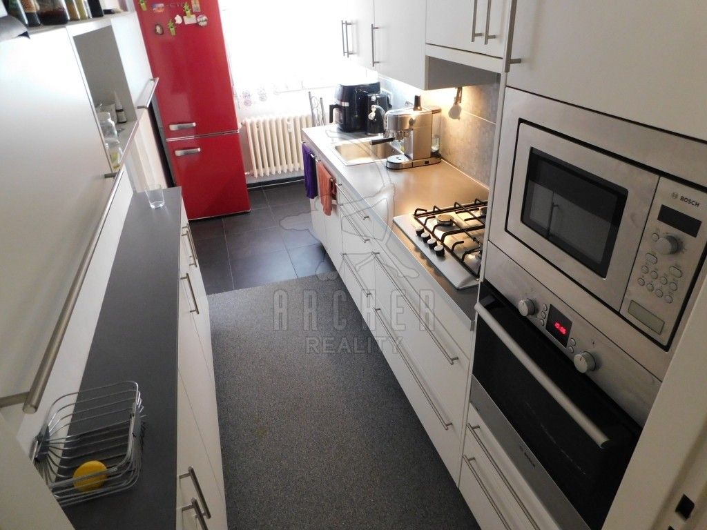 Prodej byt 2+1 - Zárubova, Praha Kamýk, 68 m² - 2