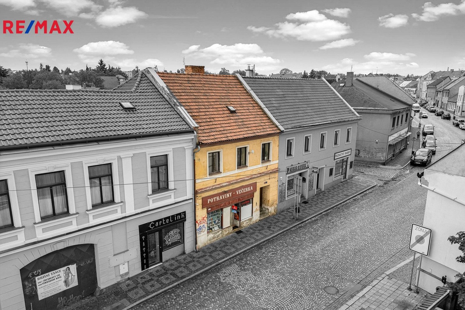 Rodinné domy, Pražská, Kostelec nad Černými lesy, 250 m²