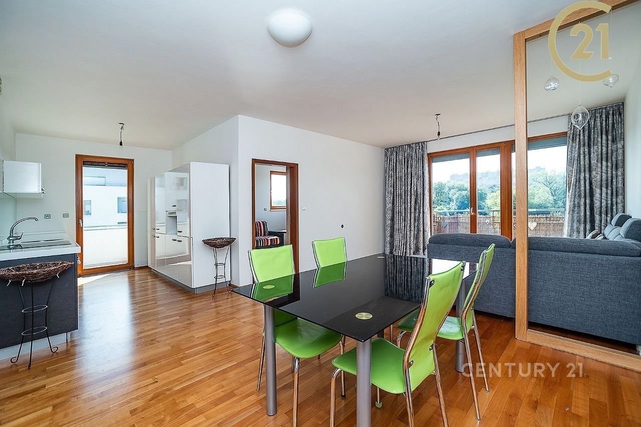 4+kk, Mattioliho, Praha, 100 m²