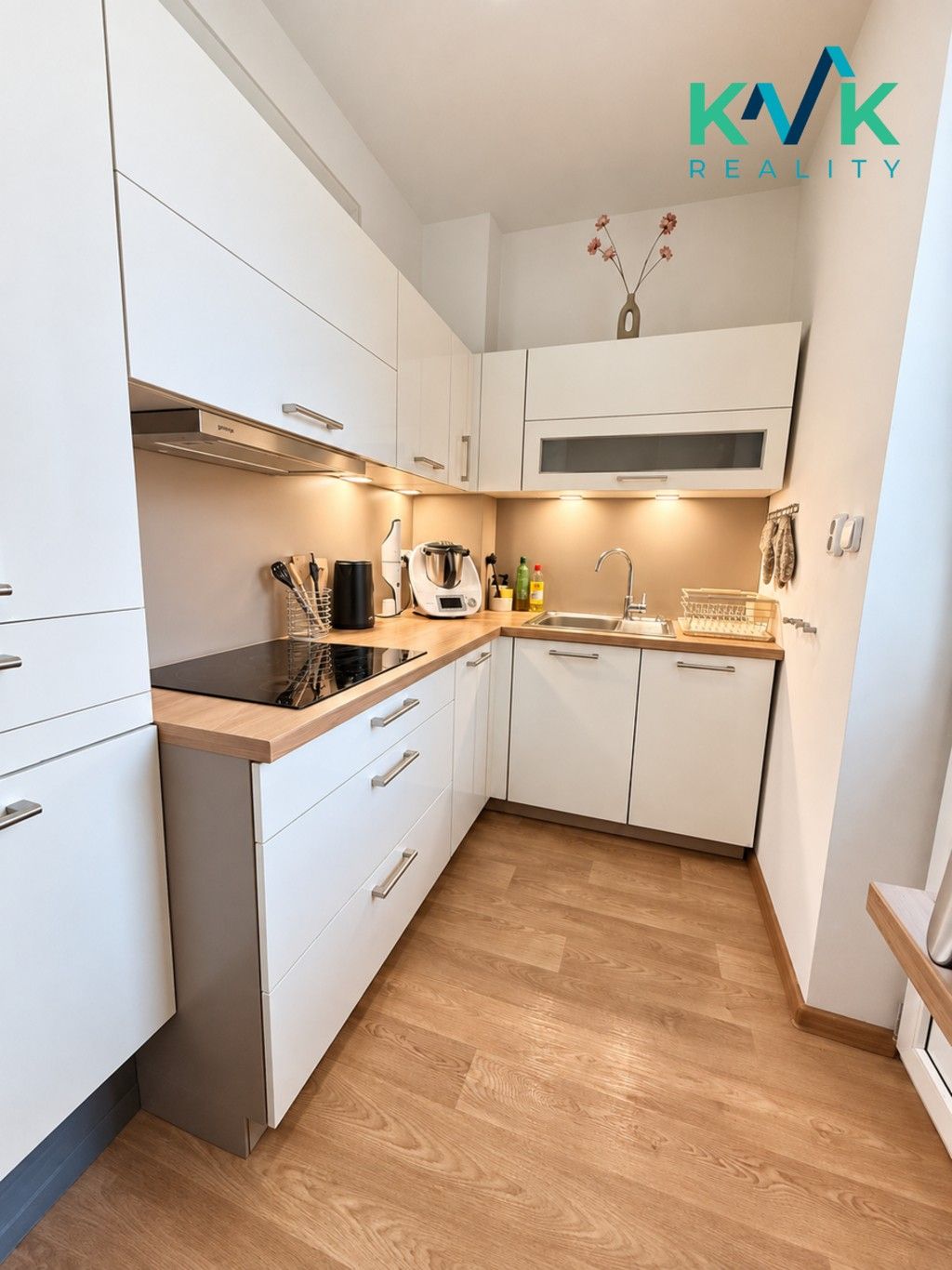 2+kk, Vrchlického, Karlovy Vary Drahovice, 55 m² - 1