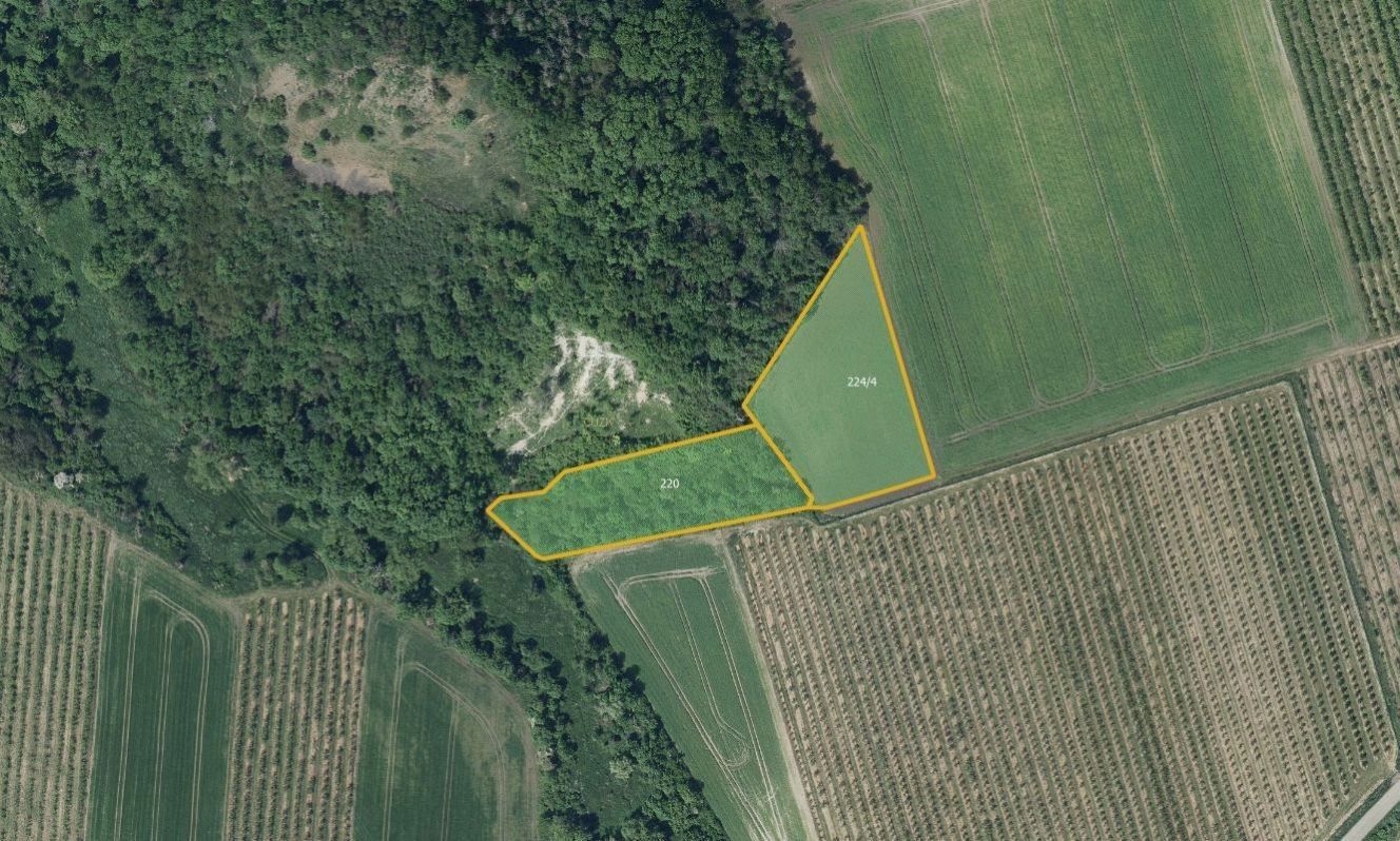 Prodej pozemek - Želkovice