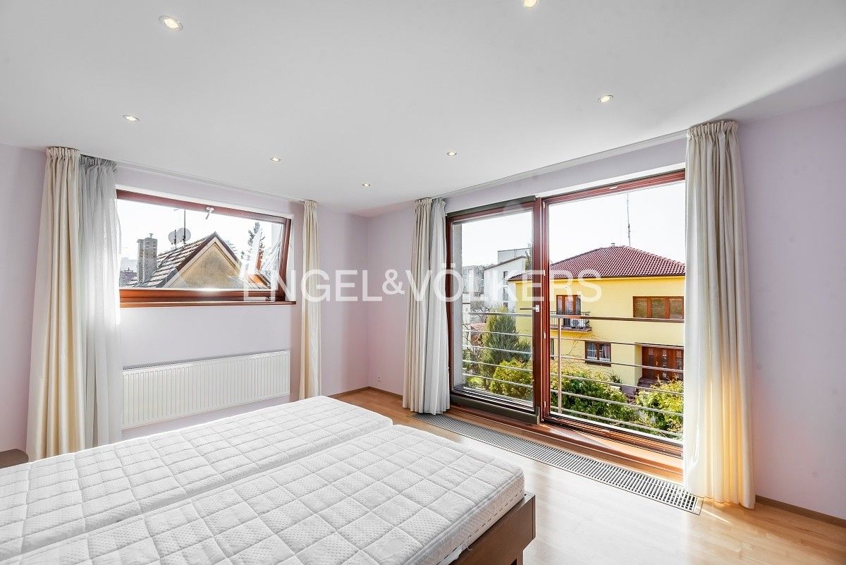 Pronájem byt 3+kk - Na dolnici, Praha, 86 m² - 5