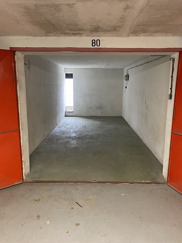 Garáže, Vlašim, okres Benešov, Středočeský kraj, 16,8 m² - 1