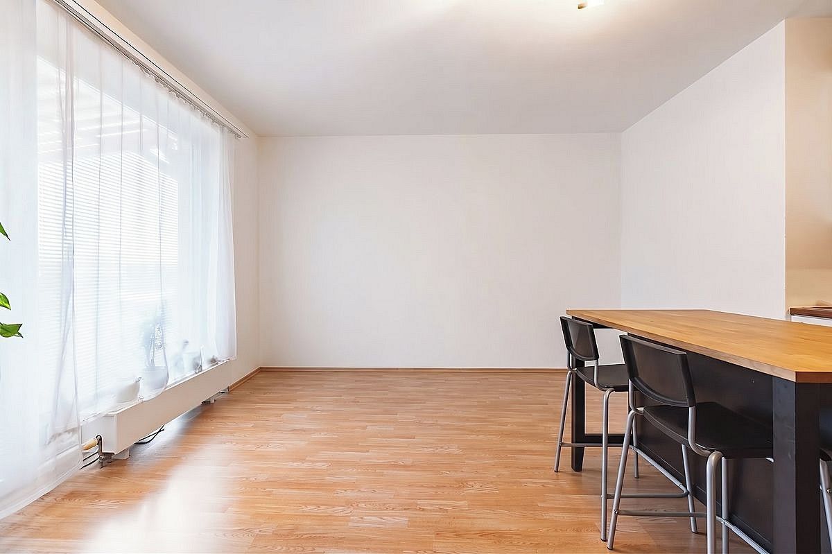 Byt 1+kk · 94 m² · Hostivice, okres Praha-západ, Středočeský kraj - 3