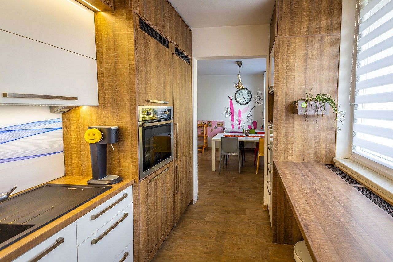 Prodej byt 3+1 - Březinova, Jihlava, 74 m² - 2
