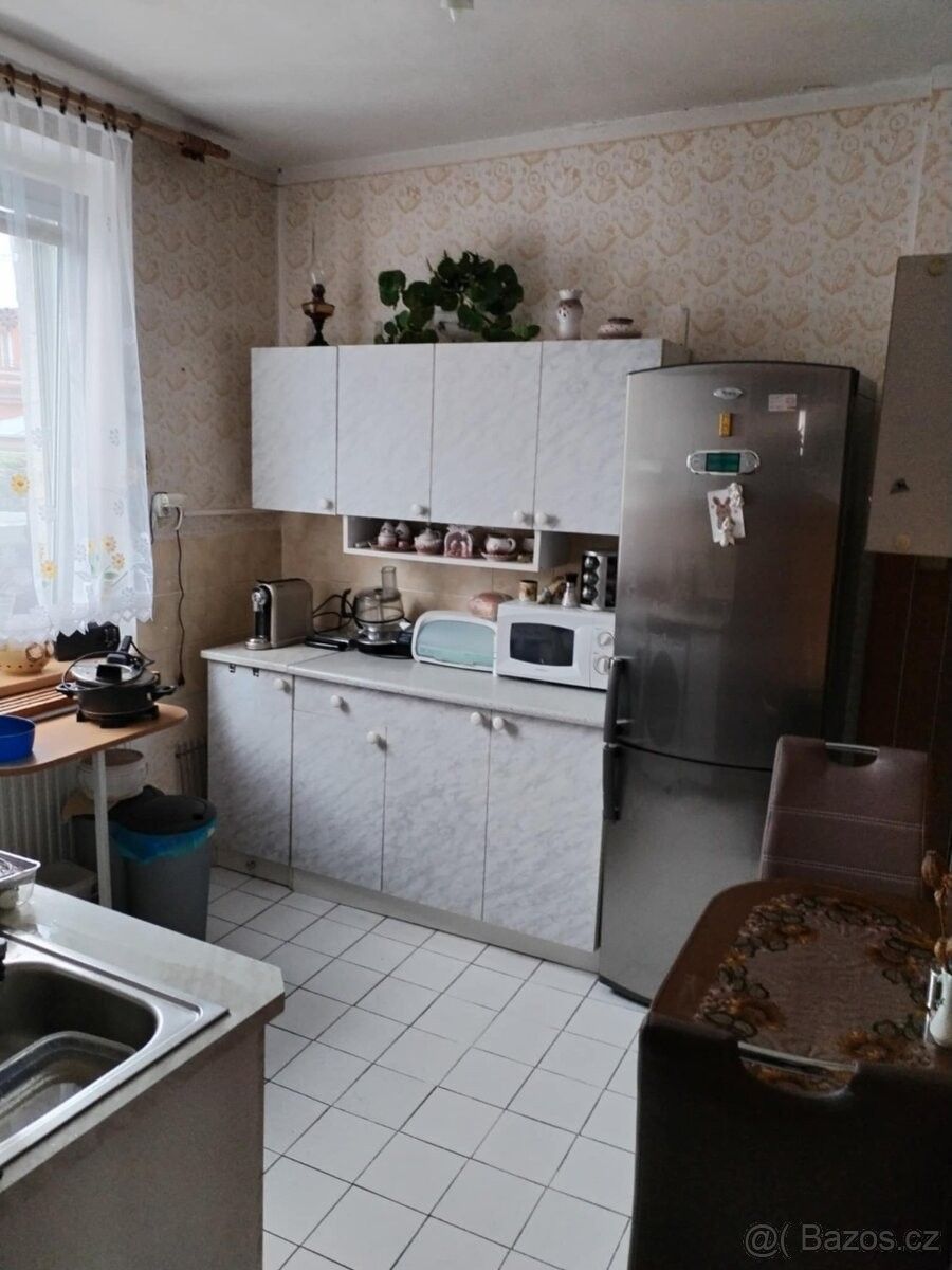 Rodinné domy, Otrokovice, 765 02