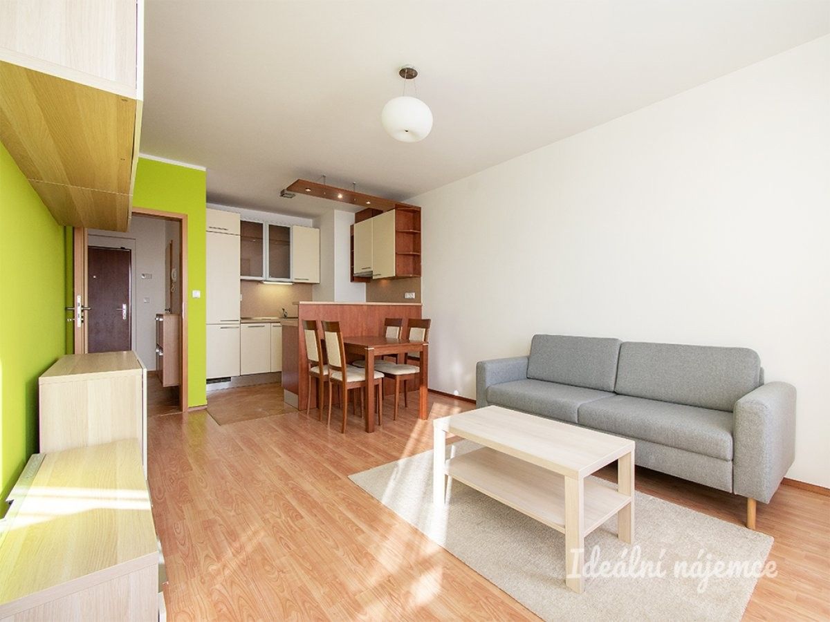 2+kk, Raichlova, Praha, 54 m² - 1