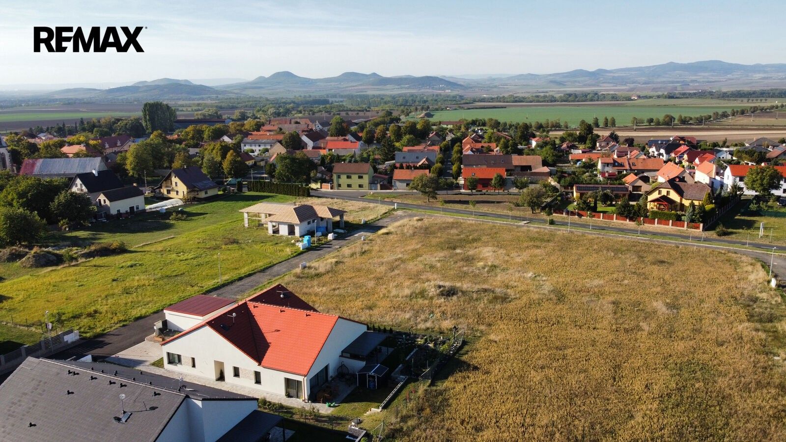 Pozemek pro bydlení, 860 m²
