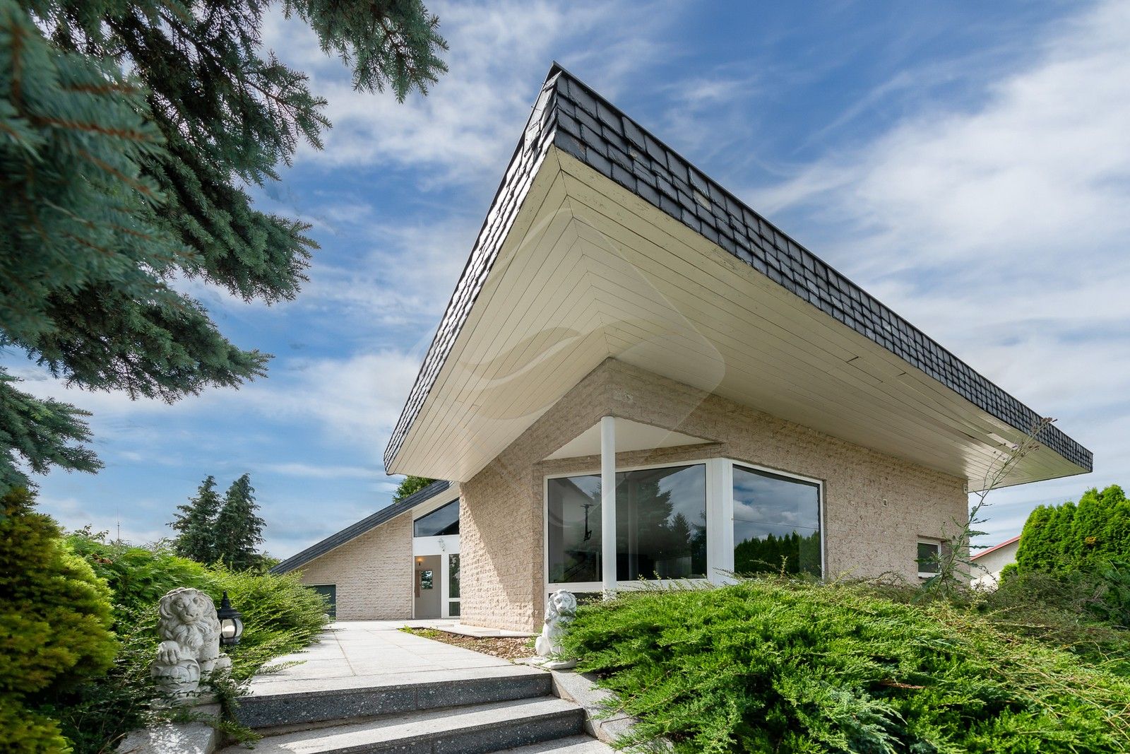 Ostatní, Karla Tomáše, Praha, 517 m²