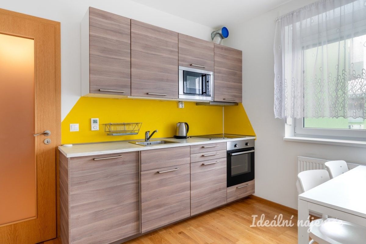 1+kk, Kakosova, Praha, 38 m²