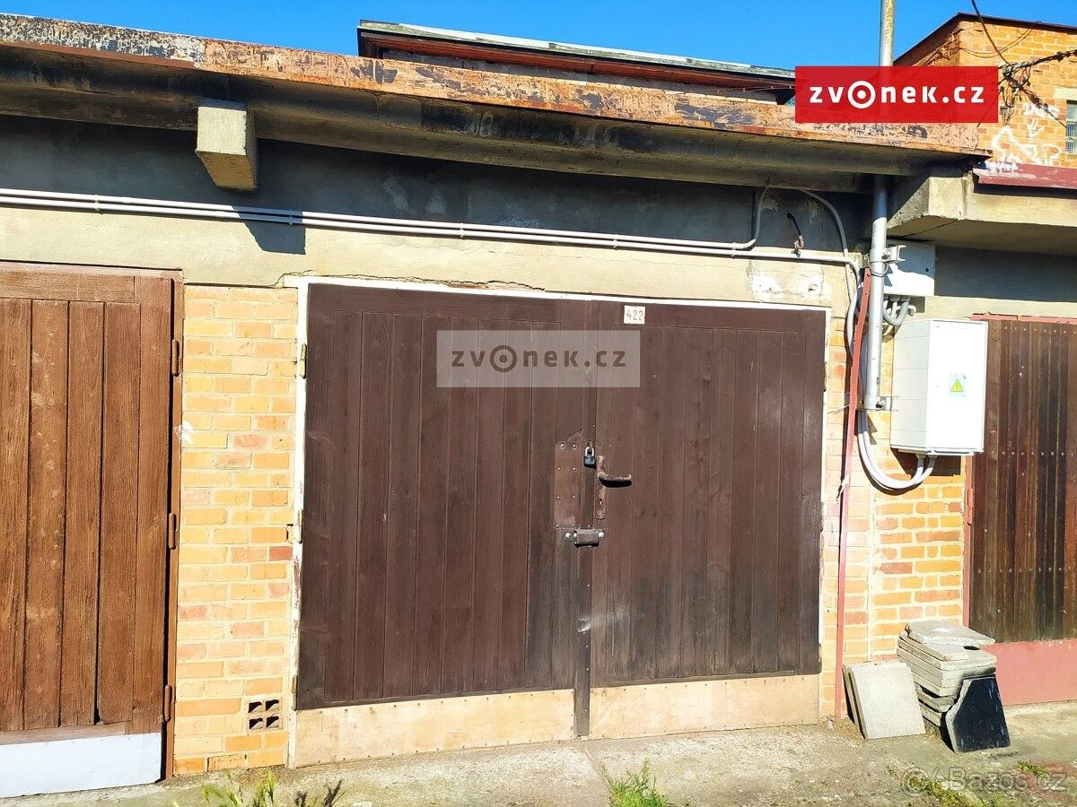Garáže, Zlín, 760 01