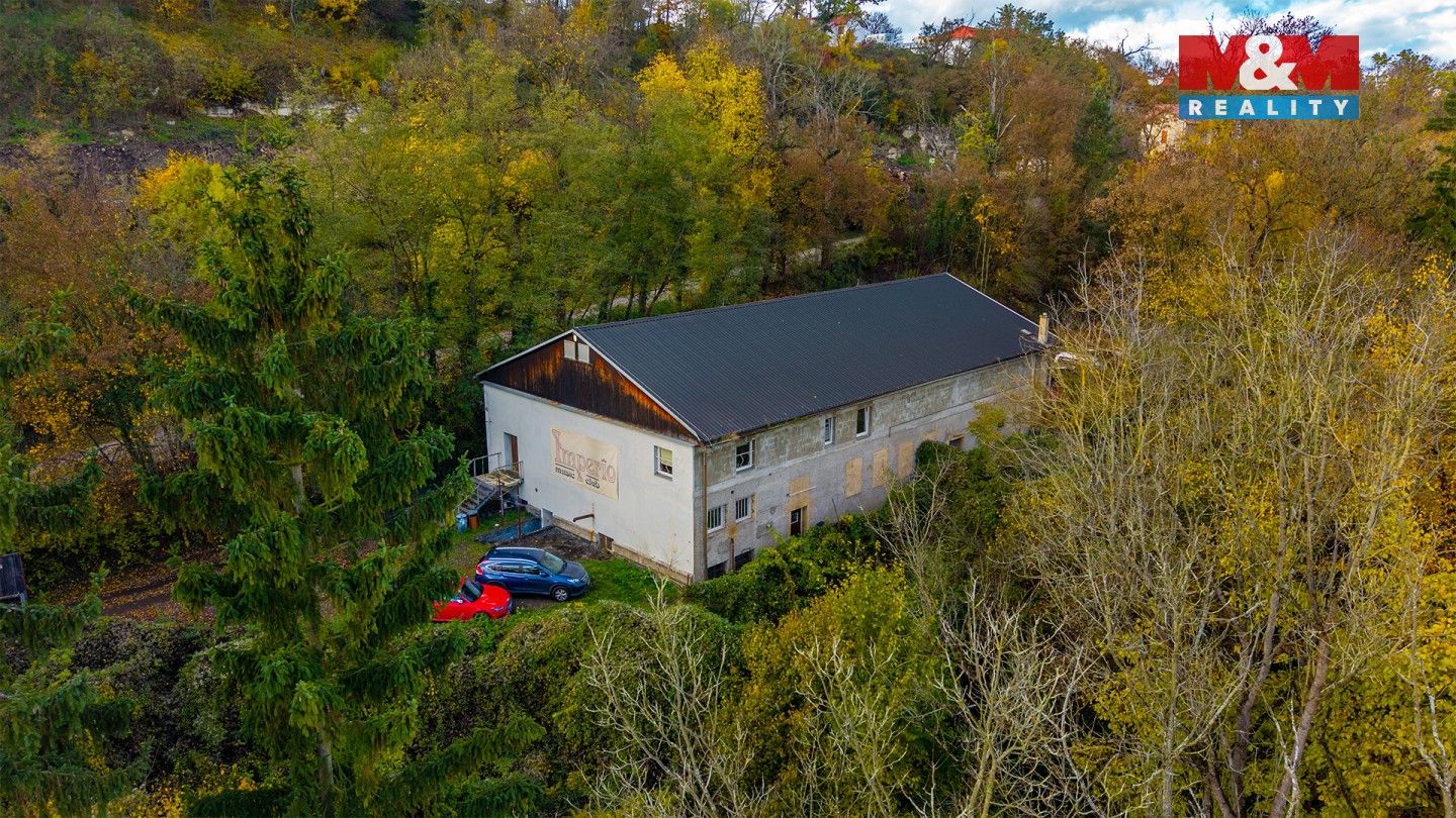 Prodej obchodní prostory - Krnsko, 700 m²