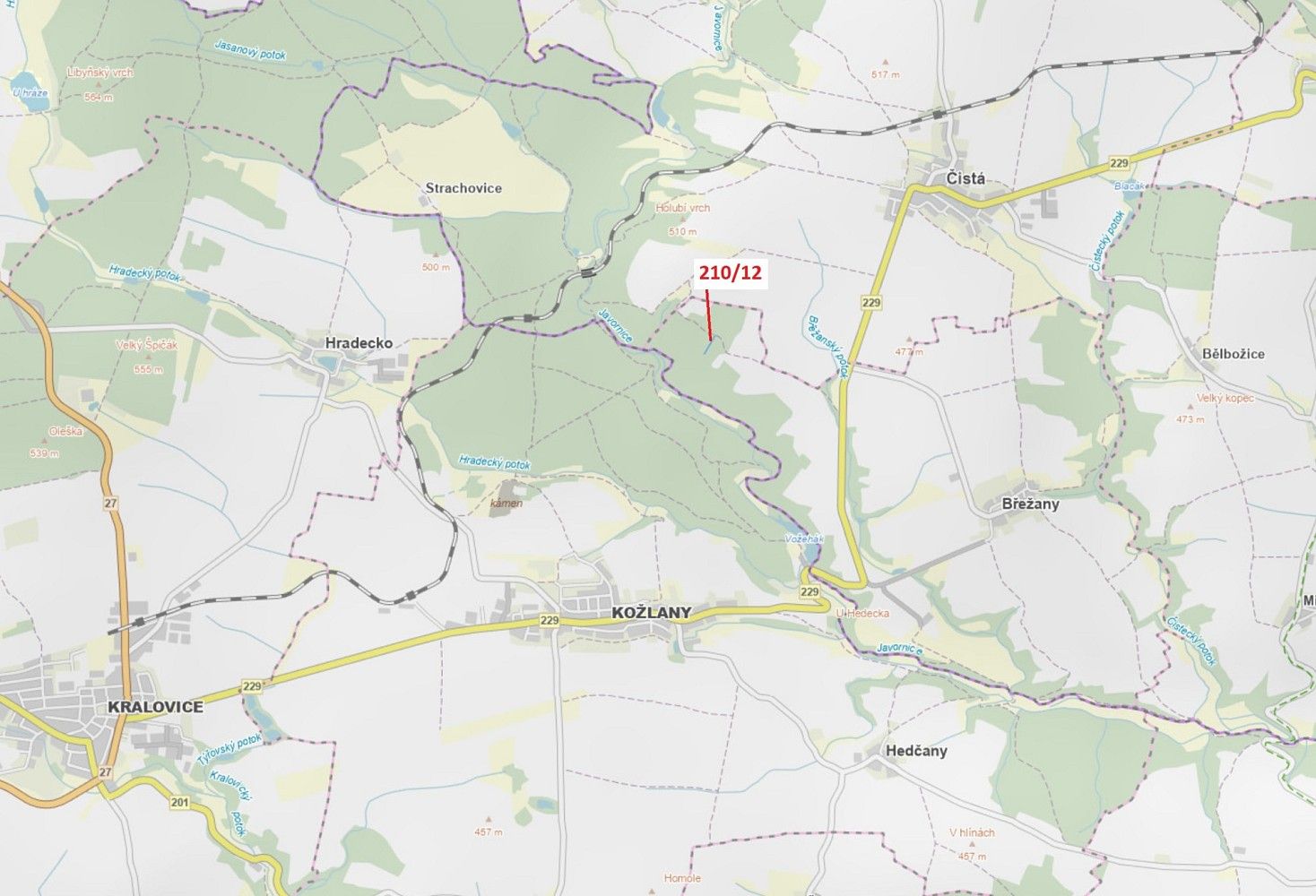 Les, 833 m²