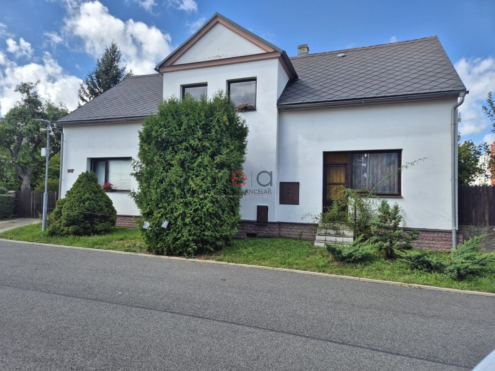 Rodinné domy, Nový Bor, 280 m² - 1