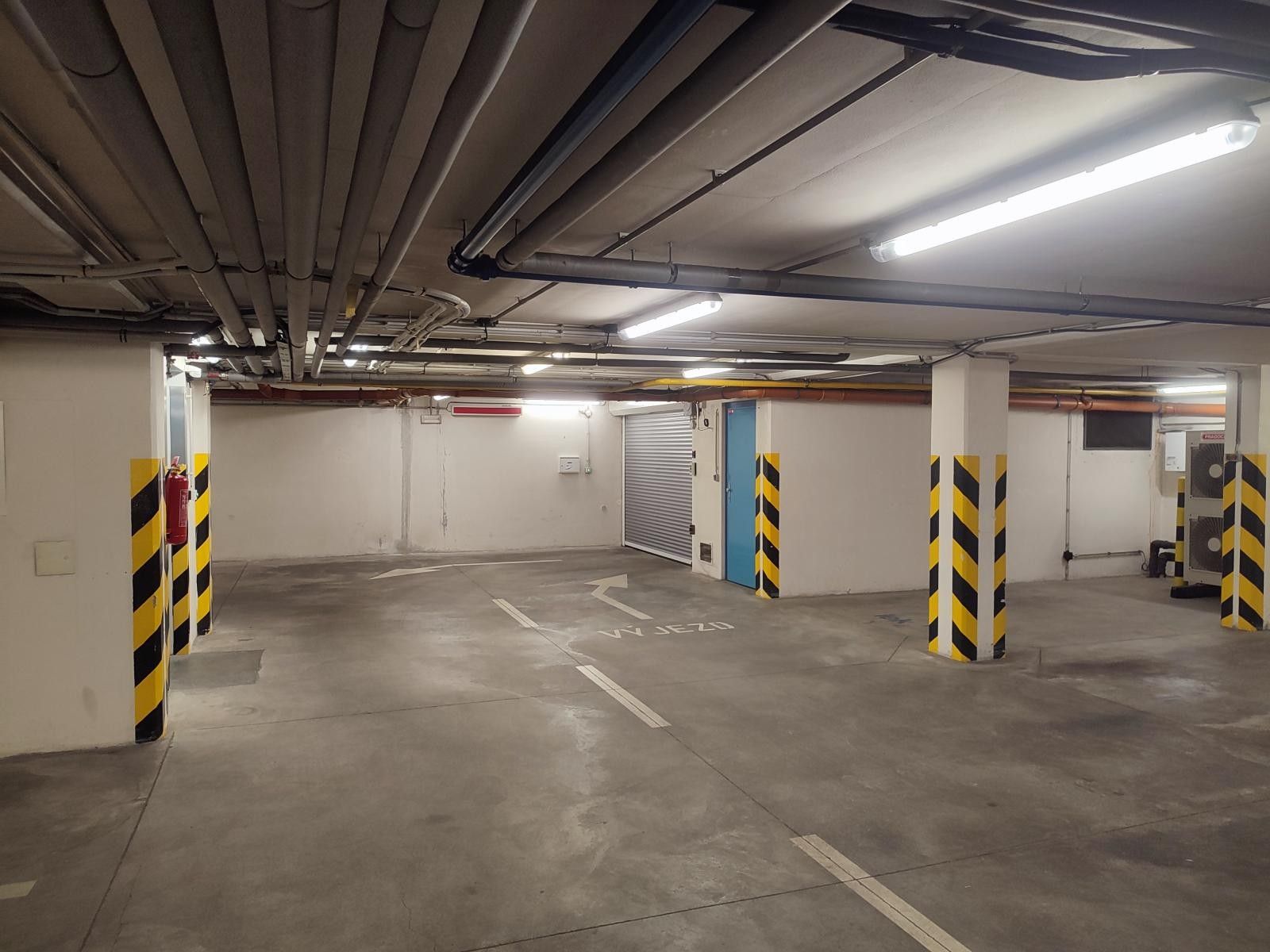 Pronájem ostatní - Jeseniova, Praha, 14 m² - 5