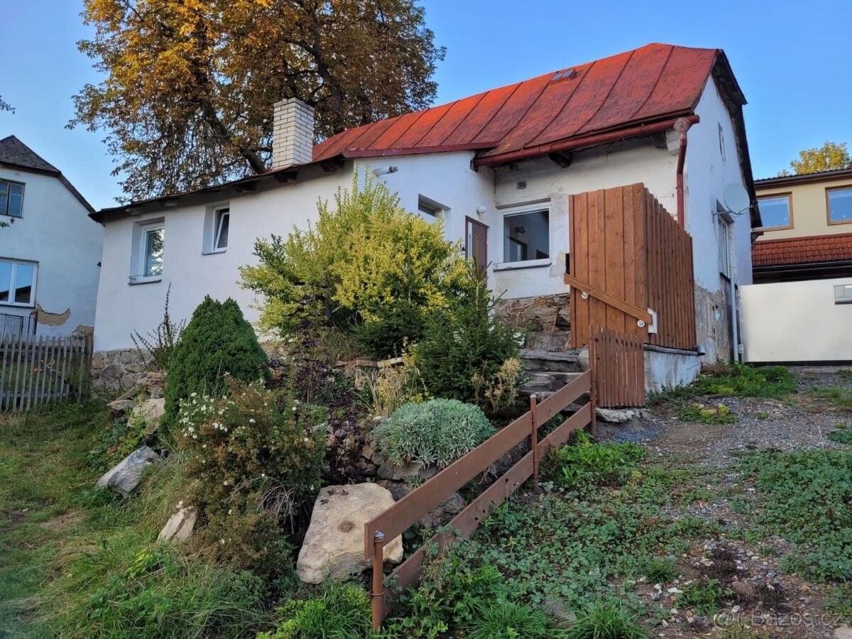 Rodinné domy, Žďár nad Sázavou, 591 01 - 2