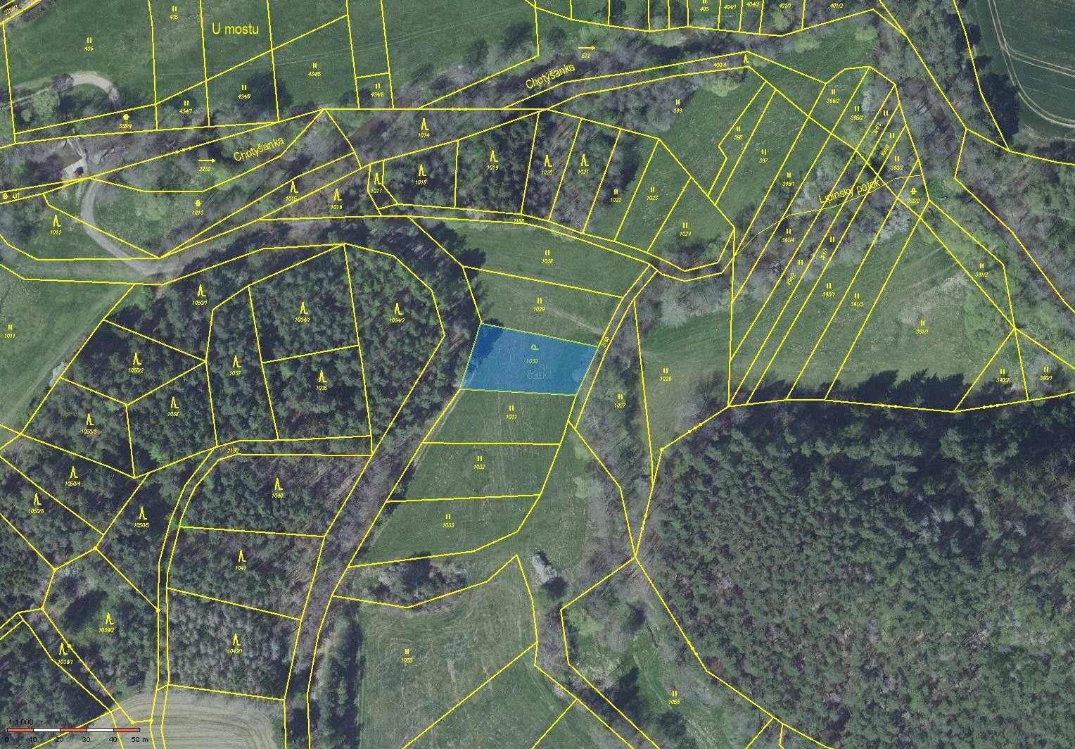 Zahrady, Slověnice, 953 m²