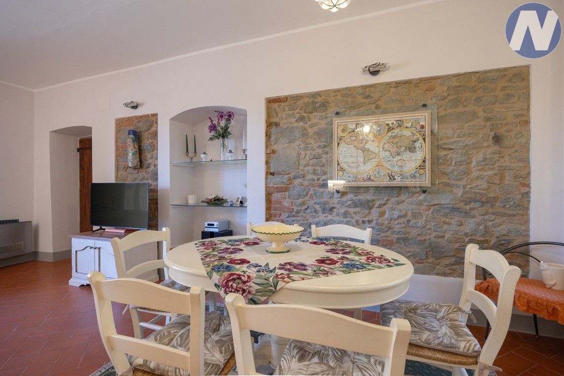 Prodej byt - 987 66, Zahraničí