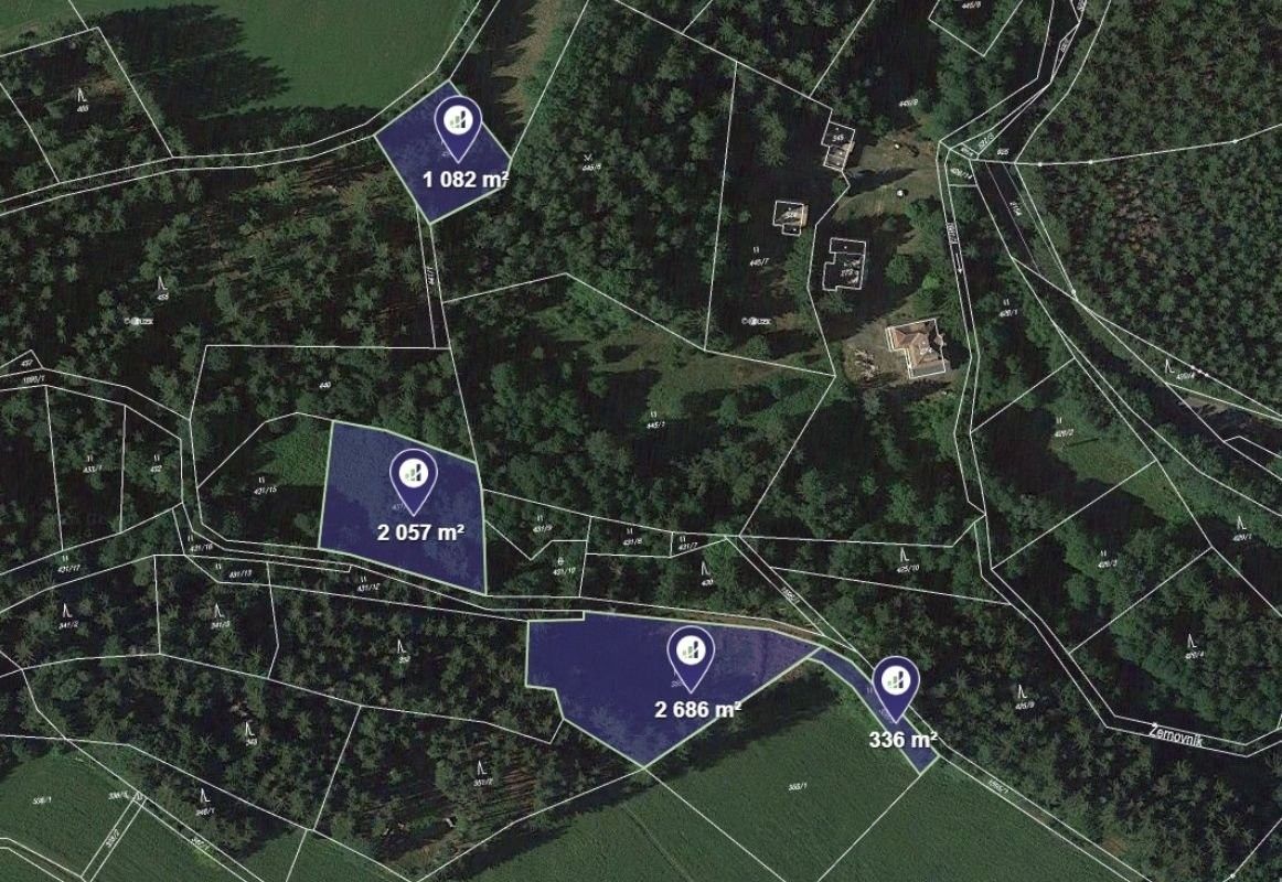 Les, 3 081 m²