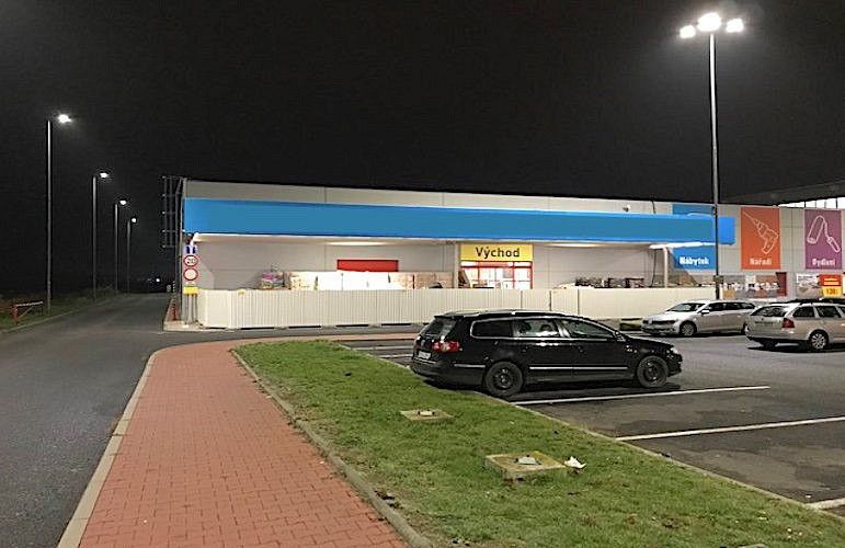 Obchodní prostory · 1 298 m² · Most - 4