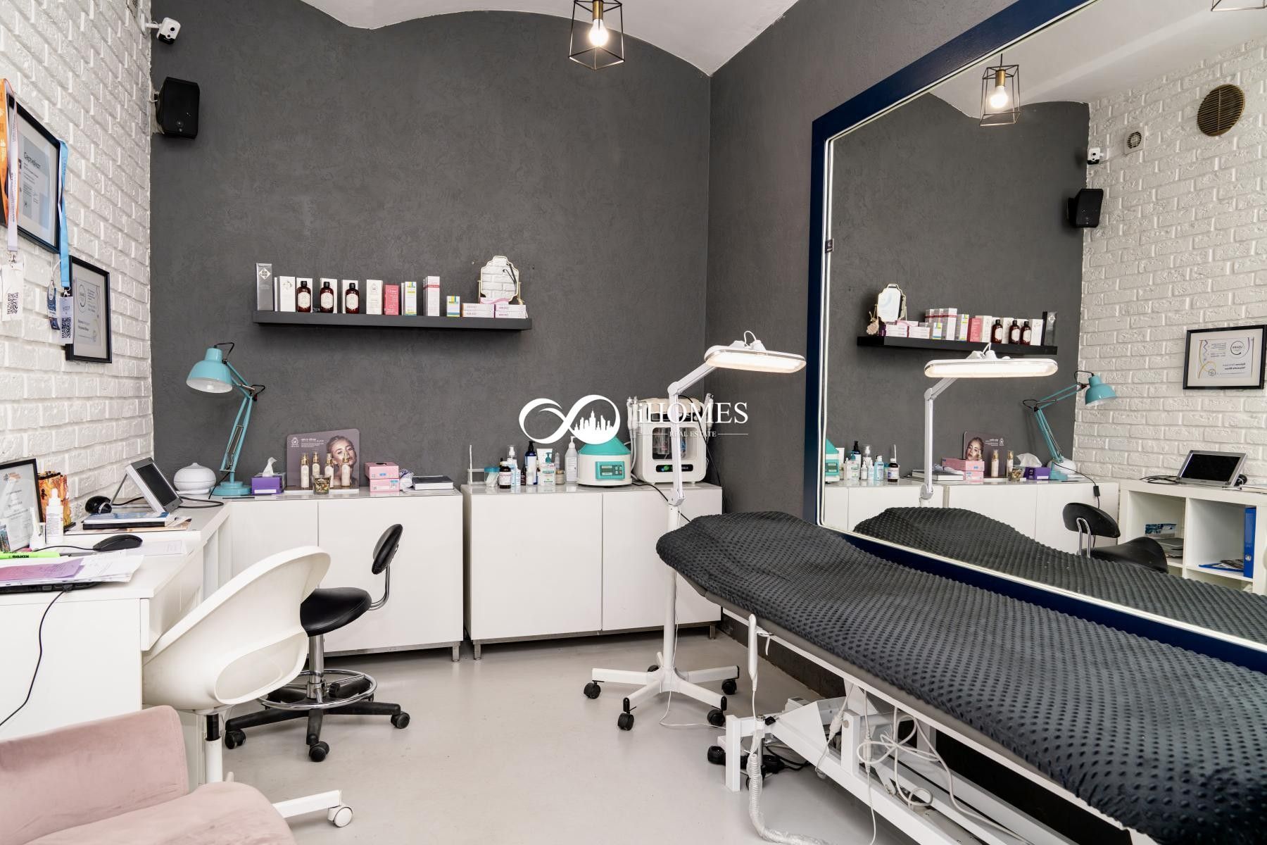 Obchodní prostory, Korunní, Praha, 136 m²