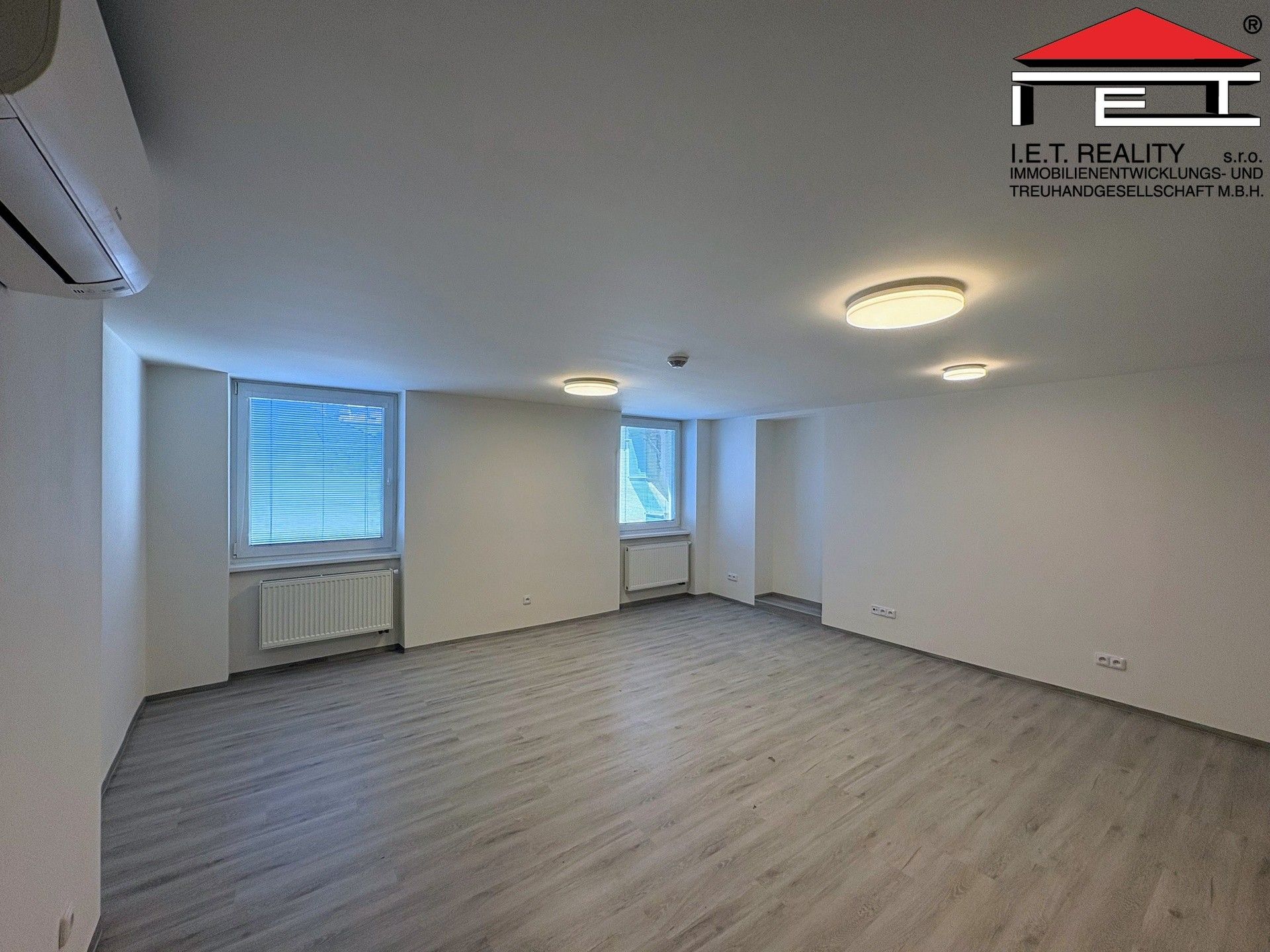 Pronájem byt 1+kk - Sukova, Brno, 65 m²