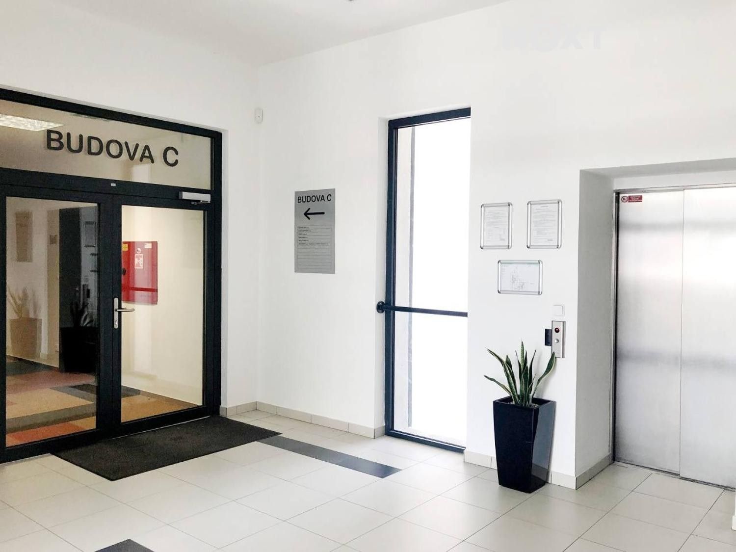 Pronájem kancelář - Prusíkova, Praha, 22 m²