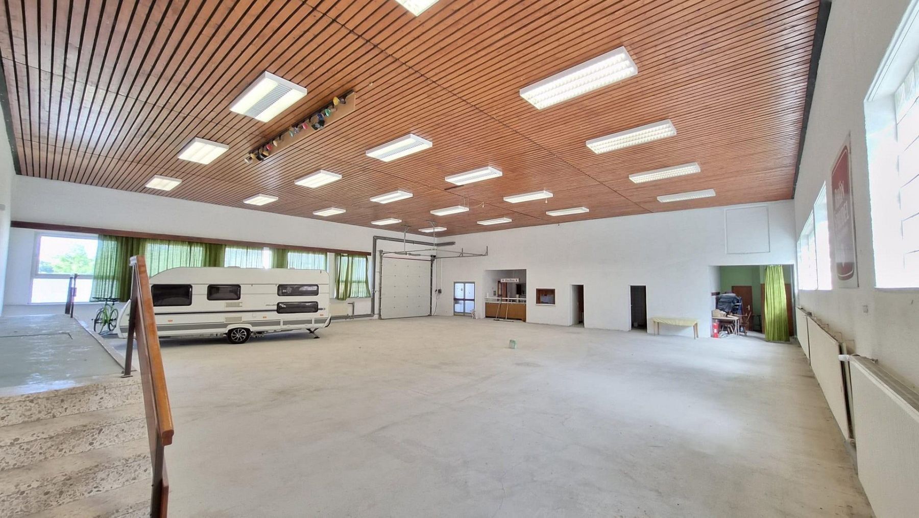 Pronájem obchodní prostory - Bahnhofstr. 16, , Hessen, 600 m² - 5