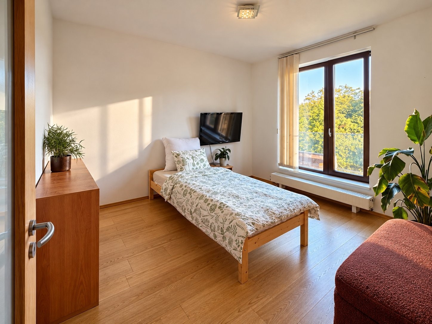 Prodej byt 3+kk - Nademlejnská 1067, Praha Hloubětín, 80 m² - 5