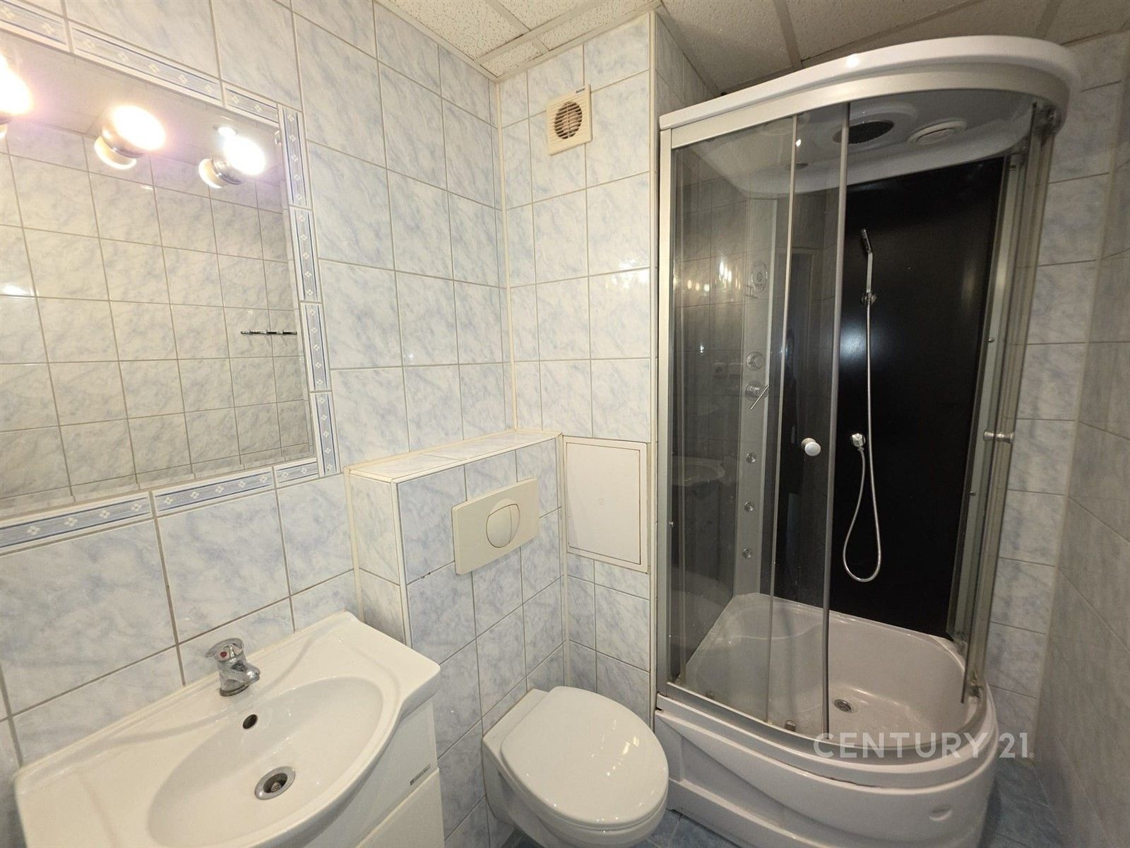 Pronájem byt 1+1 - Kamenná 5105, Chomutov, 35 m²