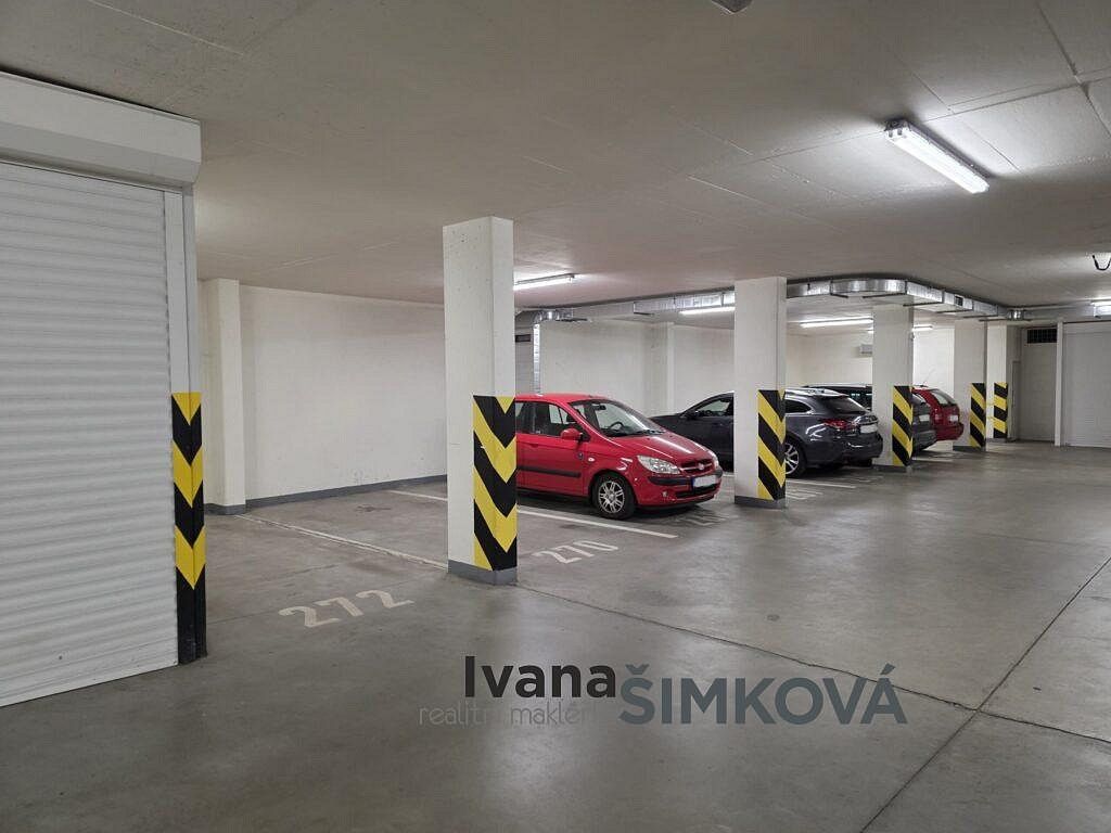 Prodej ostatní - Praha - Kunratice, okres Praha 4, Hlavní město Praha, 12 m² - 5