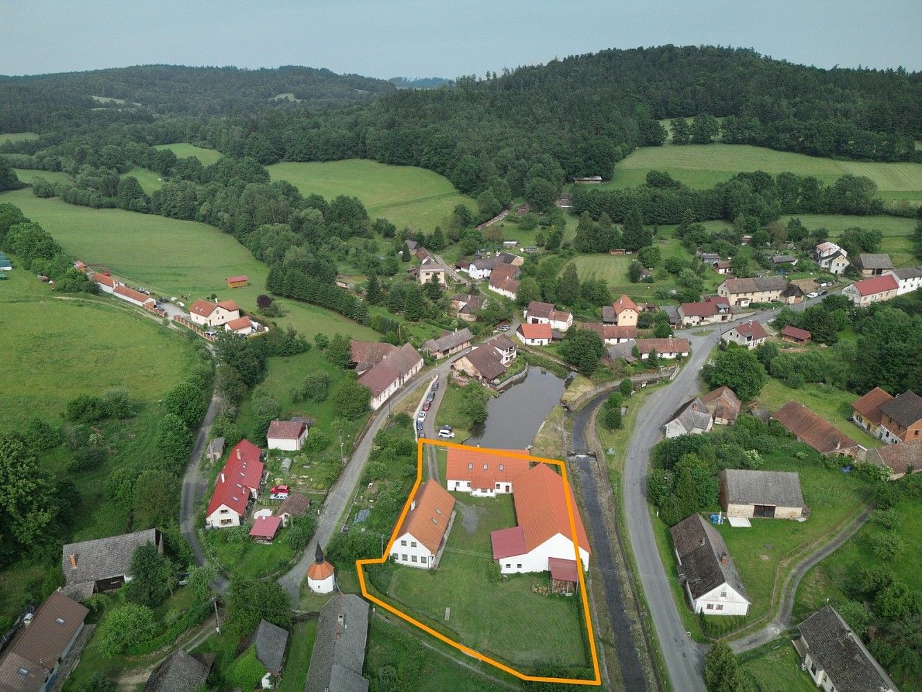 Rodinný dům · 450 m² · Čmelíny - Víska, okres Plzeň-jih, Plzeňský kraj - 3