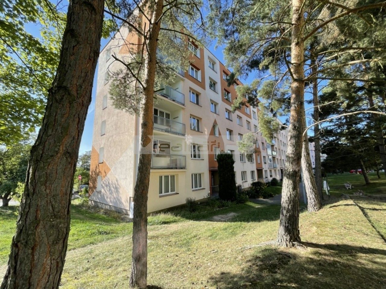 Byt 2+1 · 53 m² · Pod Vrchem 860, Plzeň Lobzy - 3