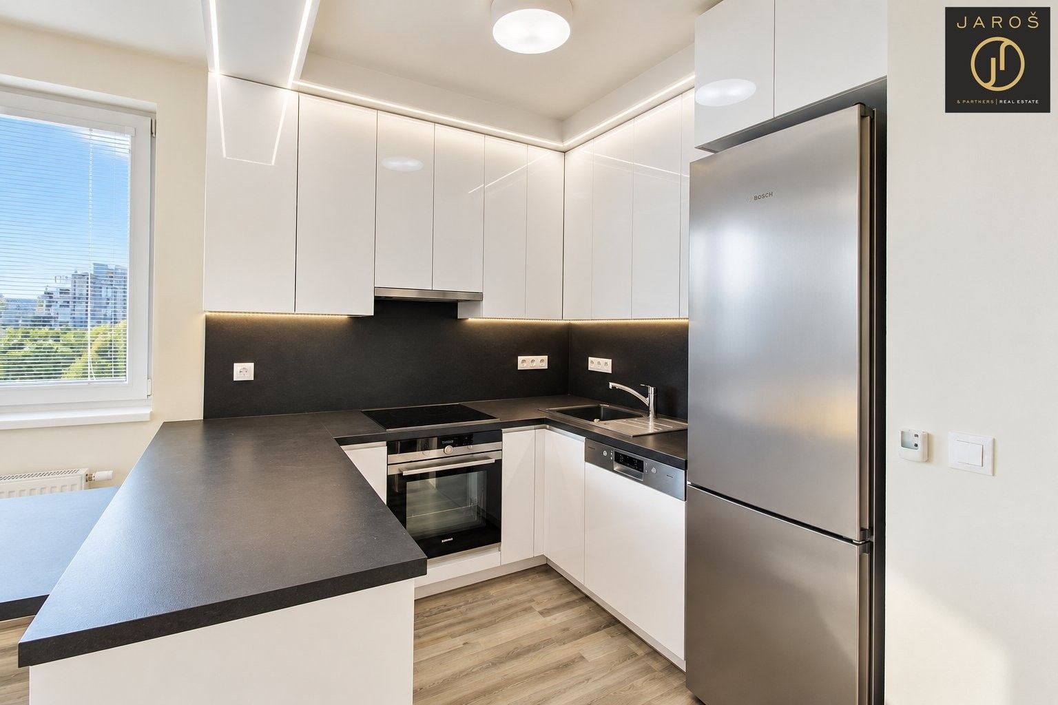 3+kk, Sicherova, Praha Kyje, 71 m² - 2