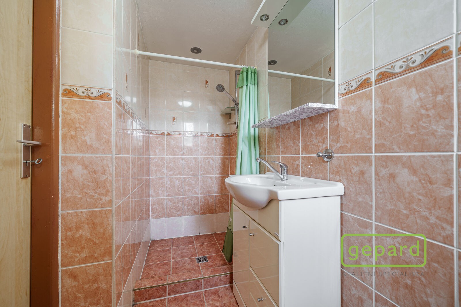 Prodej byt 1+1 - Závodu míru, Karlovy Vary Stará Role, 37 m² - 5