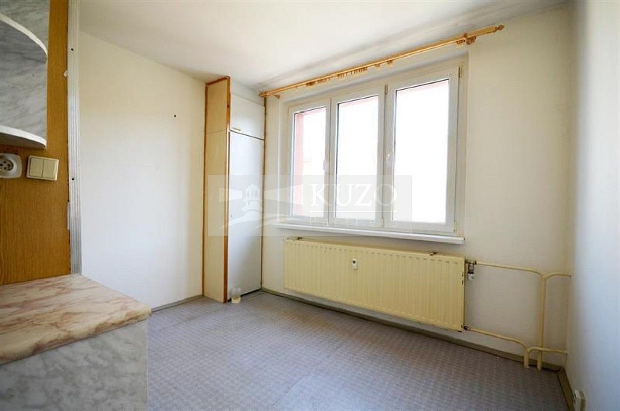 Byt 3+1 · 66 m² · Čelakovského, Chomutov - 4